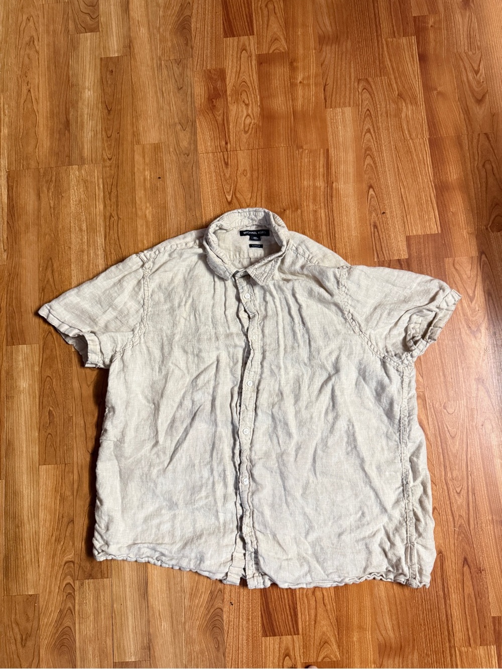 Michael Kors Short-Sleeve Button-Down Shirt in Light Cream